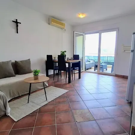 Apartamento Antonija In Okrug Gornji *